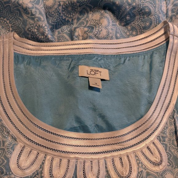 LOFT Baby Blue Paisley Floral Sleeveless Midi Dress Satin Neckline - 14 - Picture 9 of 9